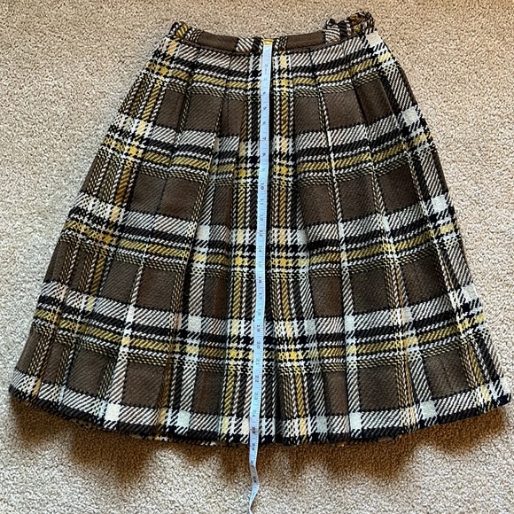 Vintage plaid warm wool skirt - great for Fall! - Picture 7 of 7